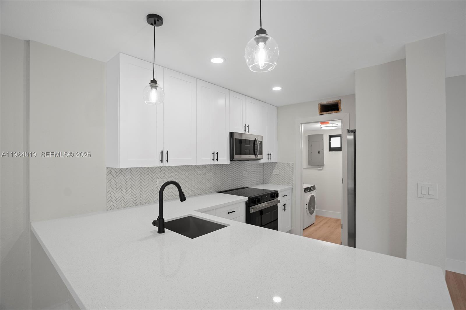 SEAPINES - Residential Lease