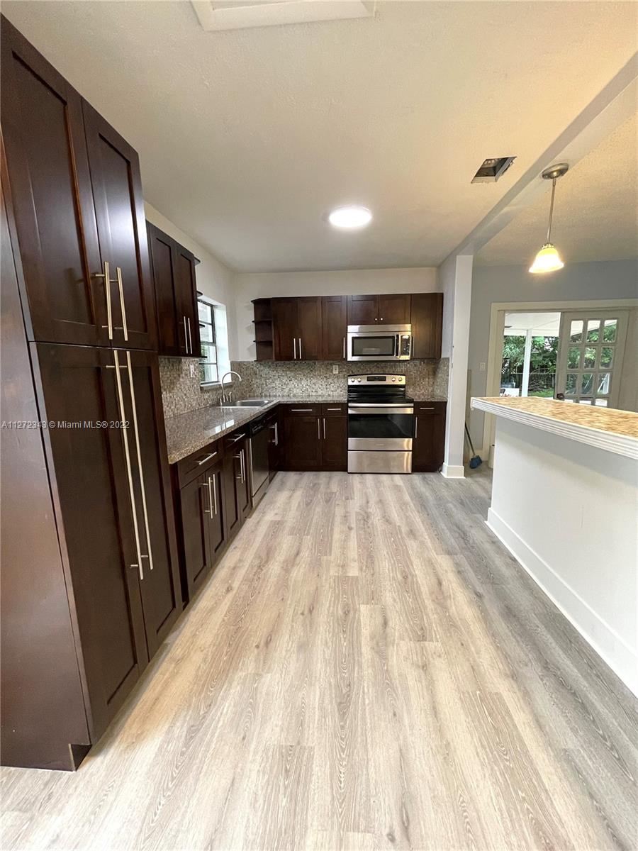 CAROL CITY GDNS 1ST ADDN - Residential