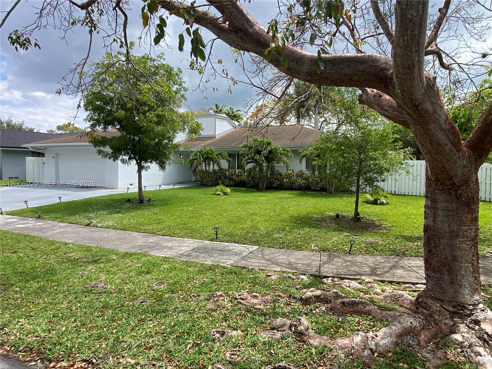 11121 SW 110th Rd 11121