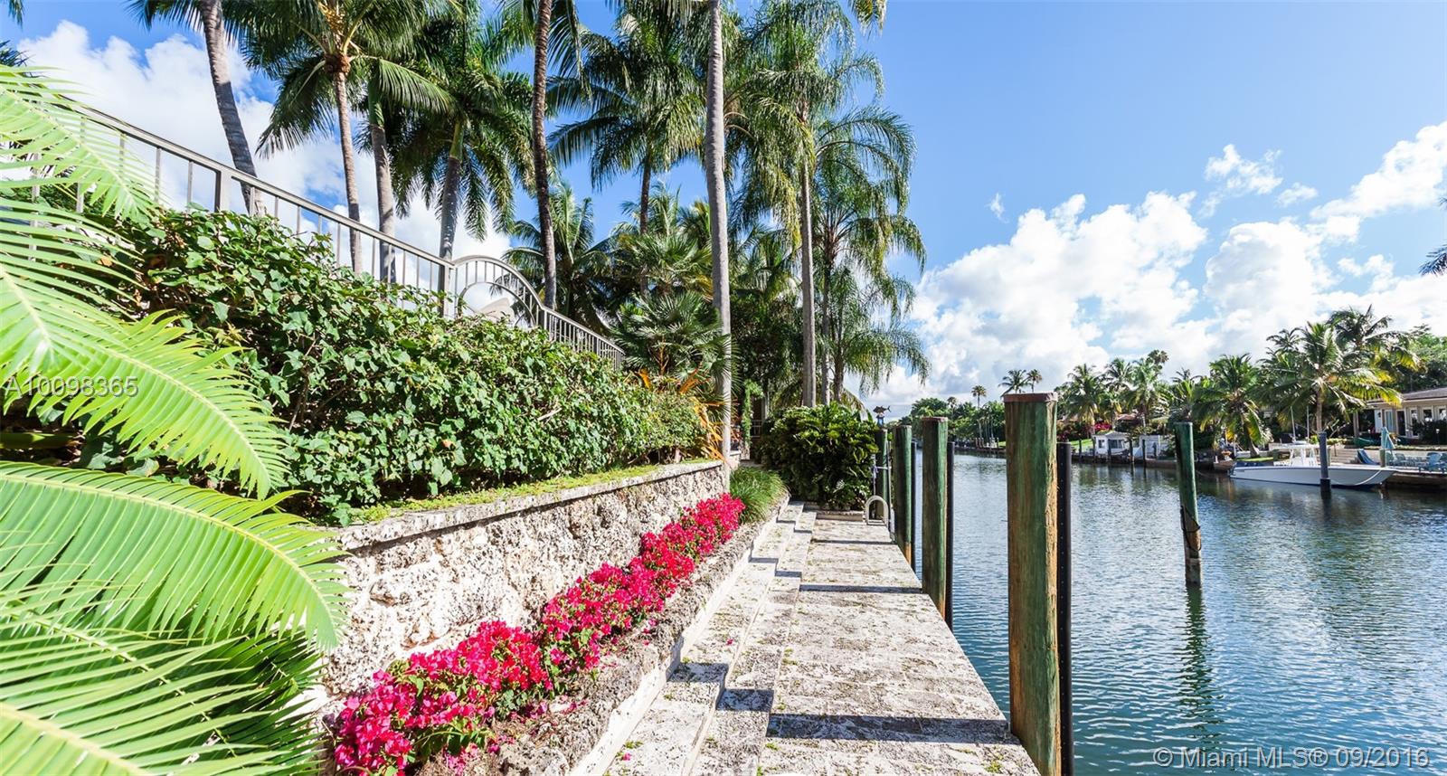 C GABLES RIVIERA SEC 9 - Residential