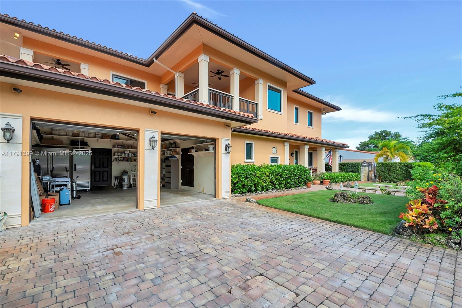 CAMNER GABLES 1ST ADDN - Residential