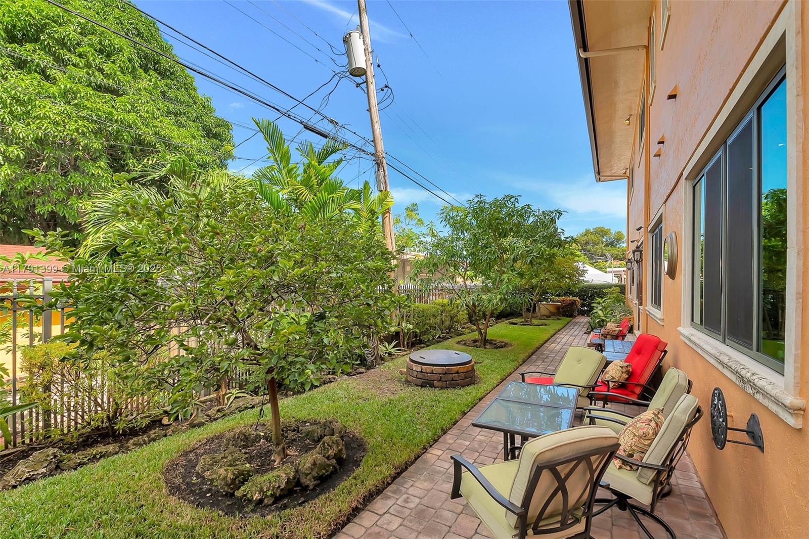CAMNER GABLES 1ST ADDN - Residential
