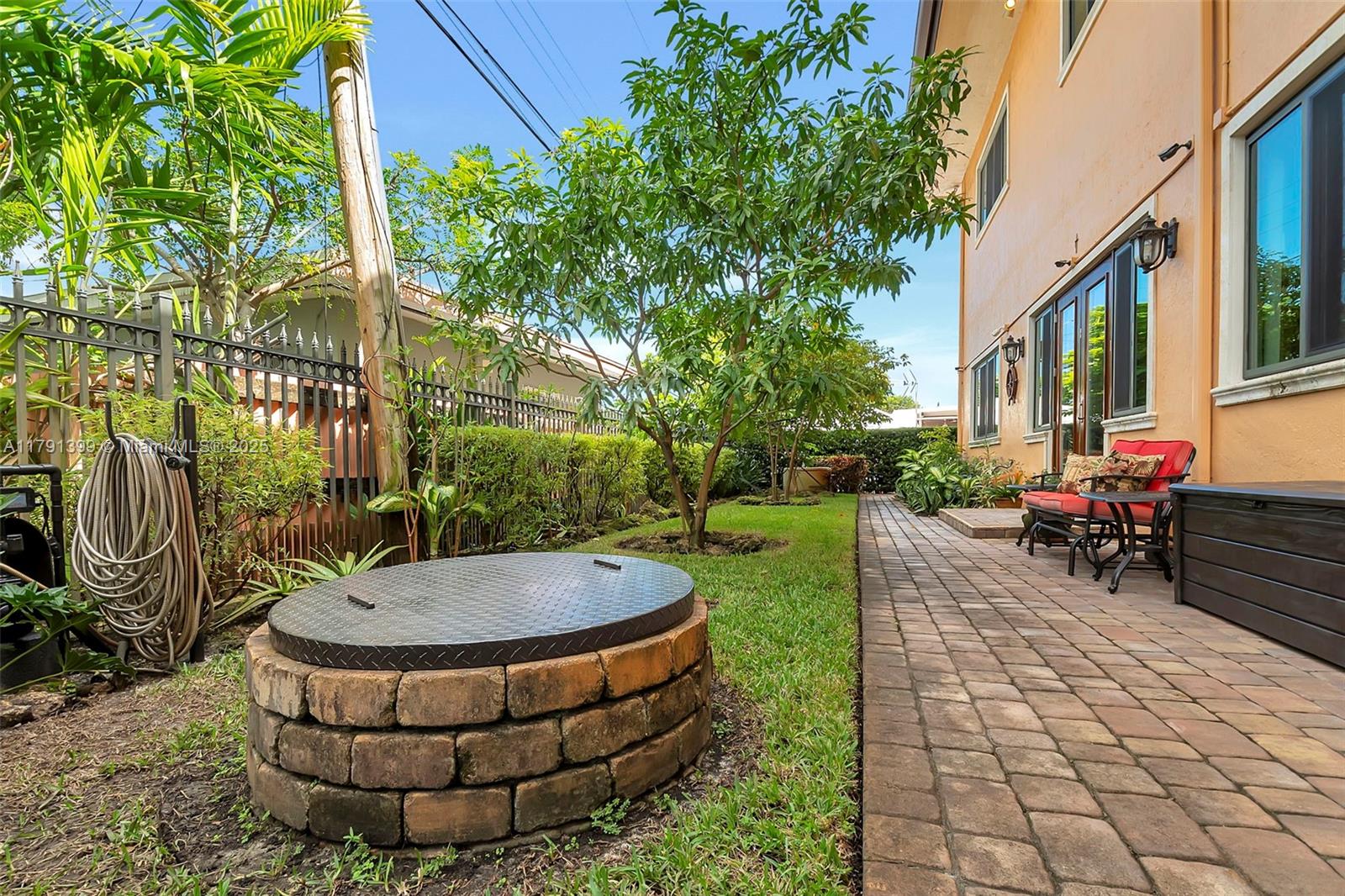 CAMNER GABLES 1ST ADDN - Residential