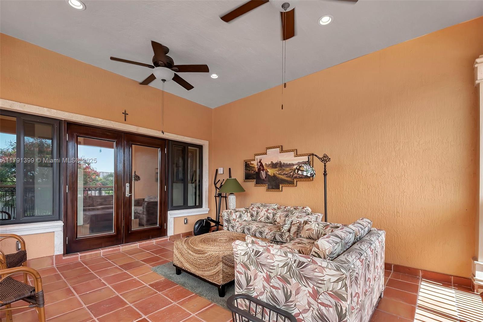 CAMNER GABLES 1ST ADDN - Residential