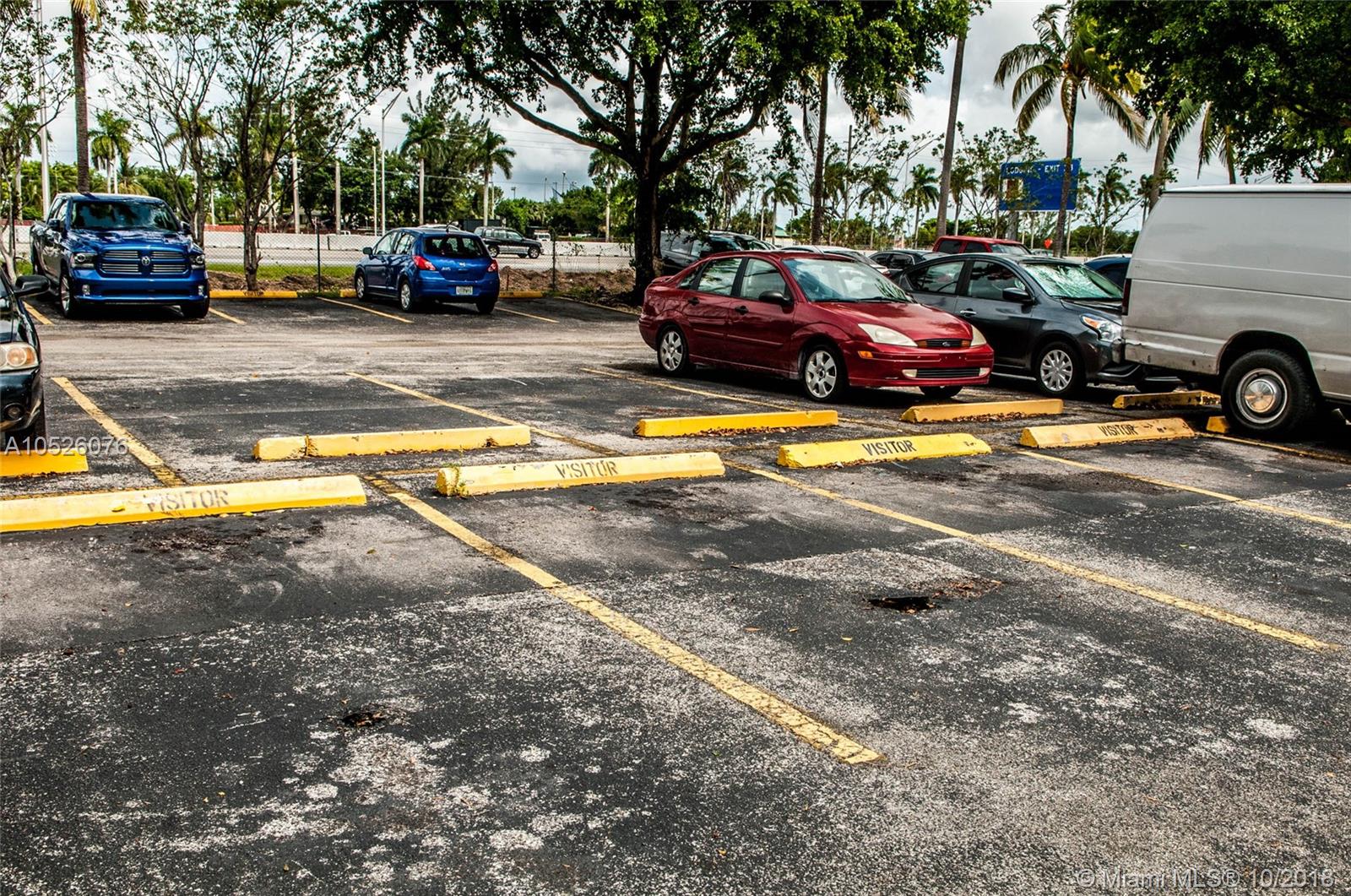 INTERNATIONAL PARK CONDO - Residential Lease