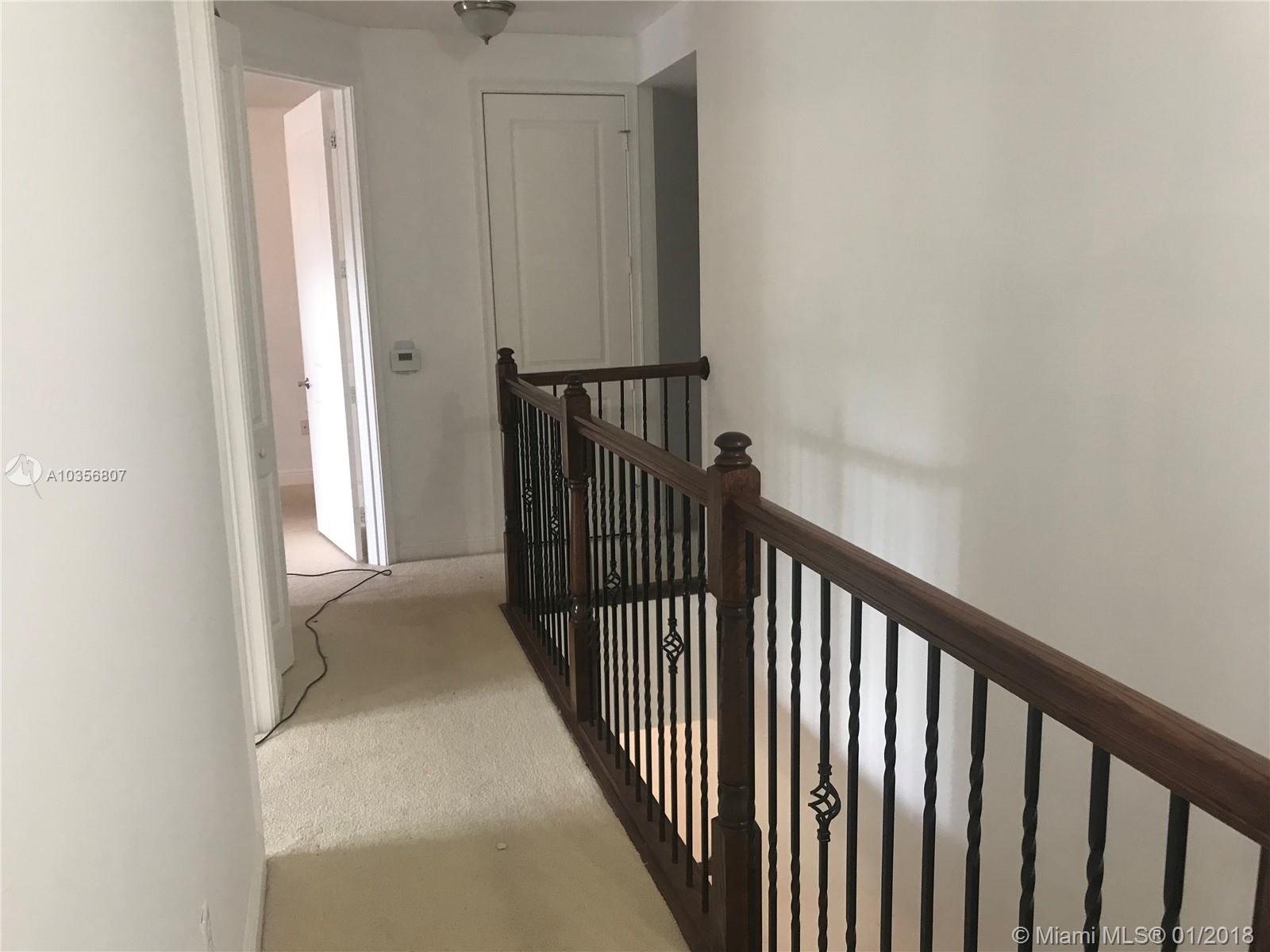 VILLA CARRARA CONDO - Residential