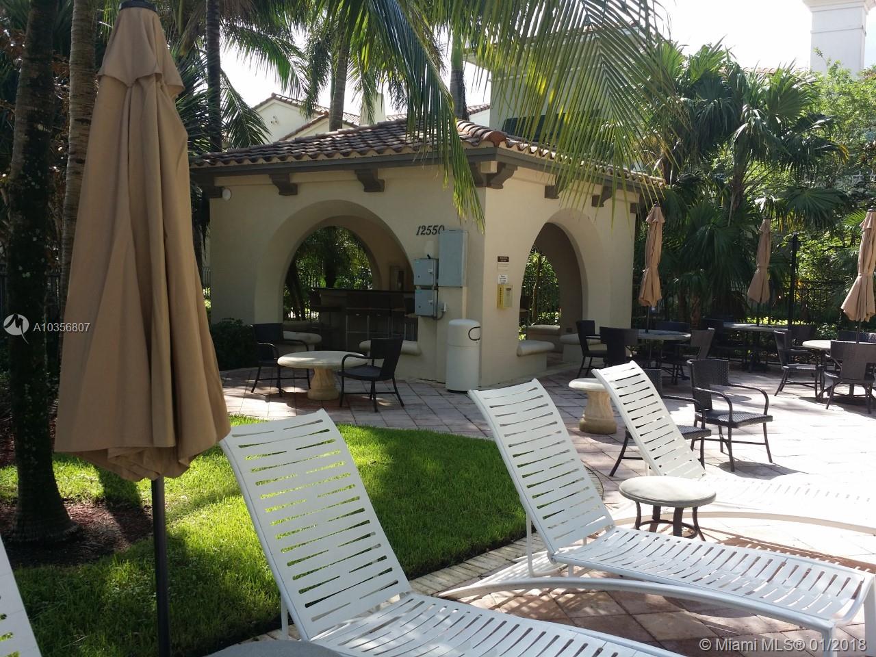 VILLA CARRARA CONDO - Residential