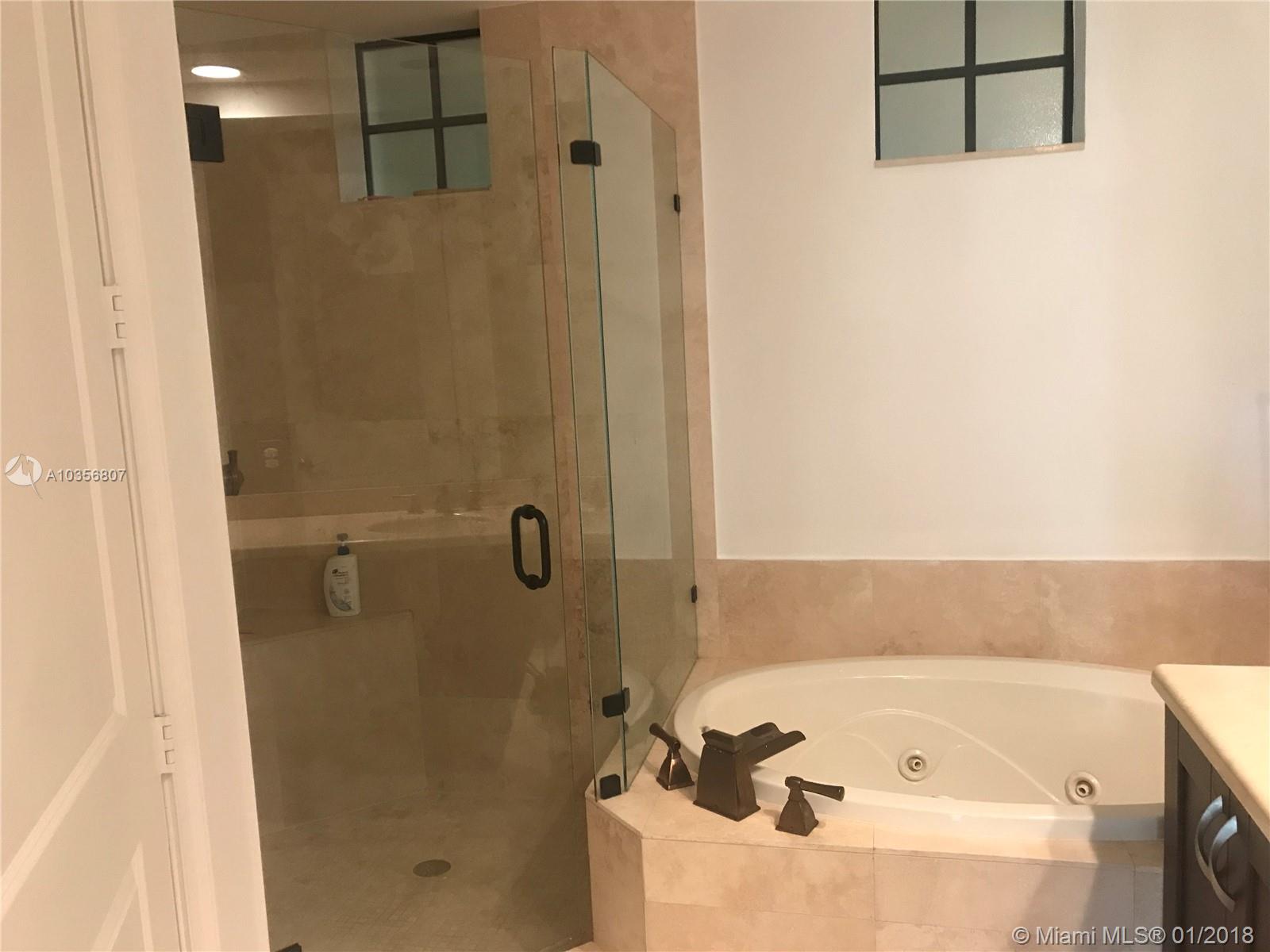 VILLA CARRARA CONDO - Residential