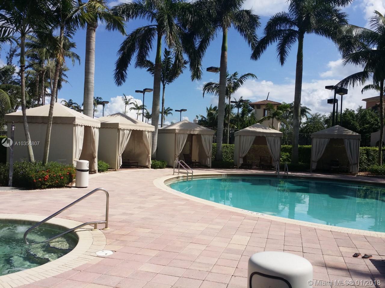 VILLA CARRARA CONDO - Residential