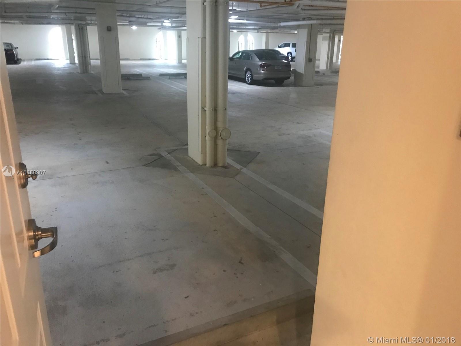 VILLA CARRARA CONDO - Residential