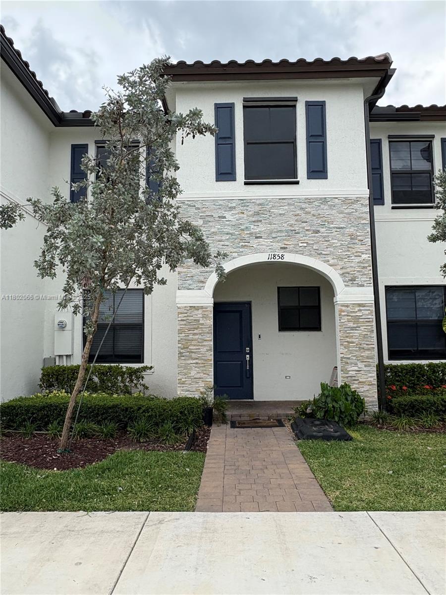 Rental Property at 11858 Sw 246th Ln, Homestead, Miami-Dade County, Florida - Bedrooms: 3 
Bathrooms: 3  - $2,650 MO.