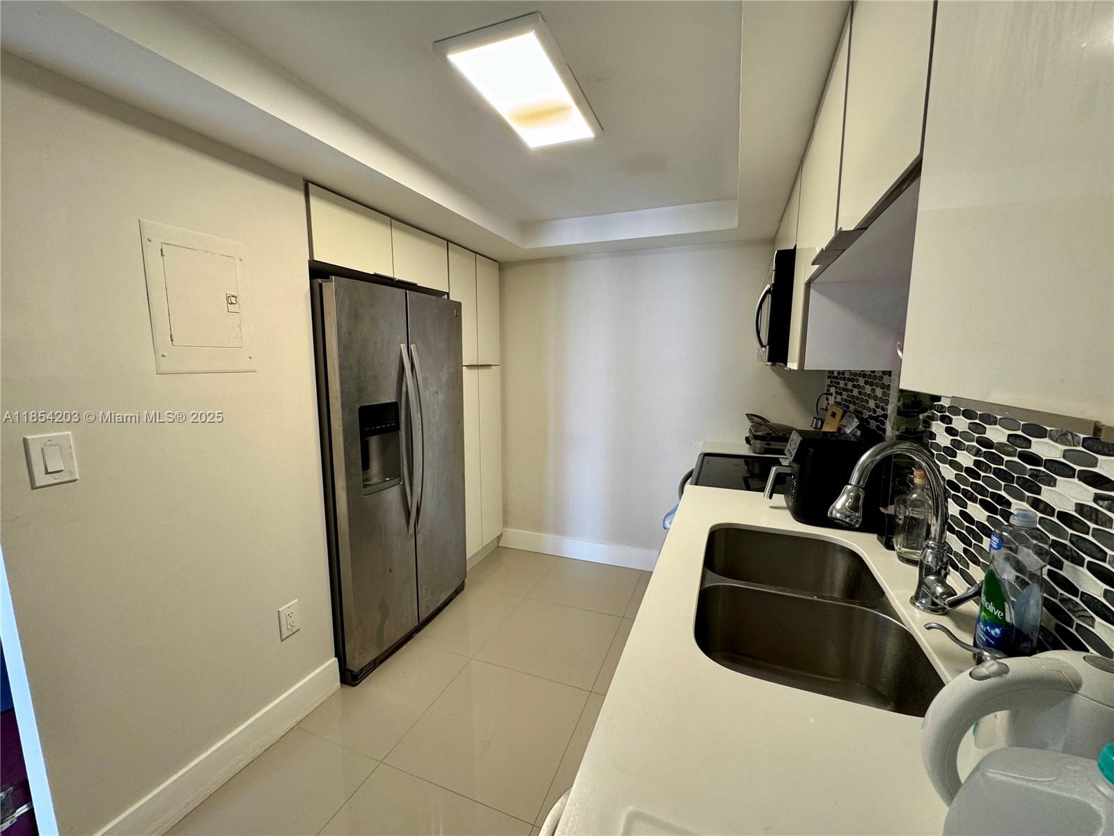 DEL PRADO MARINA - Residential