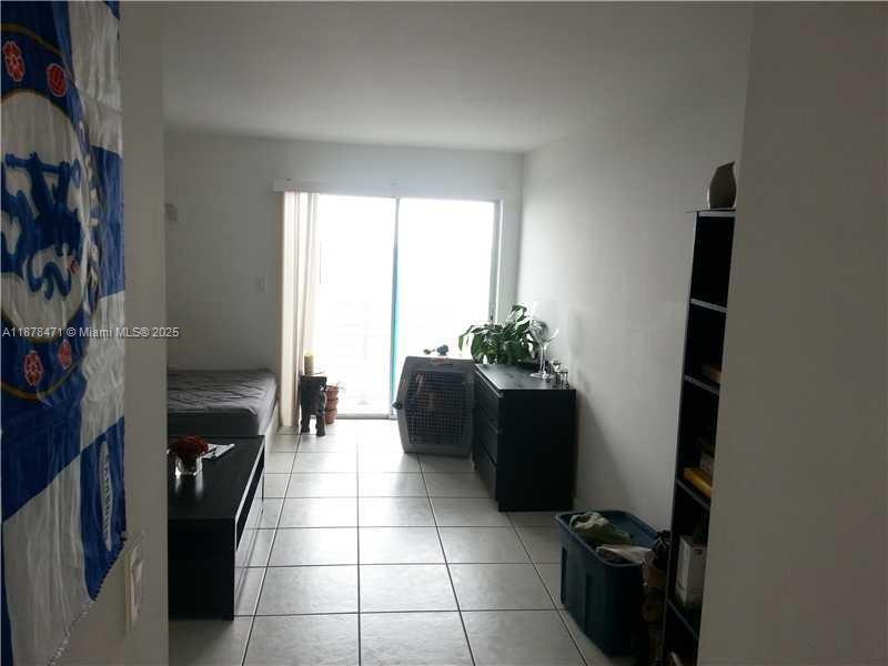 SUNSHINE BAY CONDO - Residential