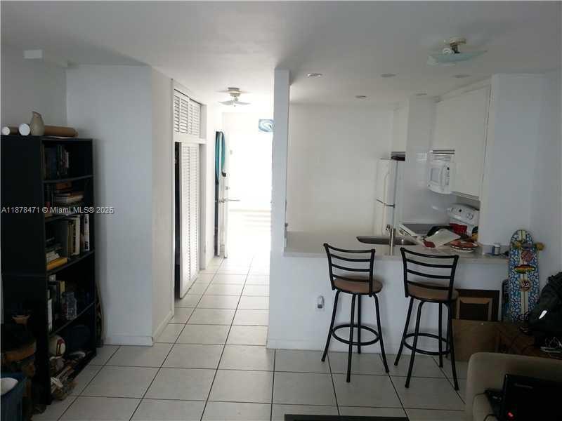 SUNSHINE BAY CONDO - Residential