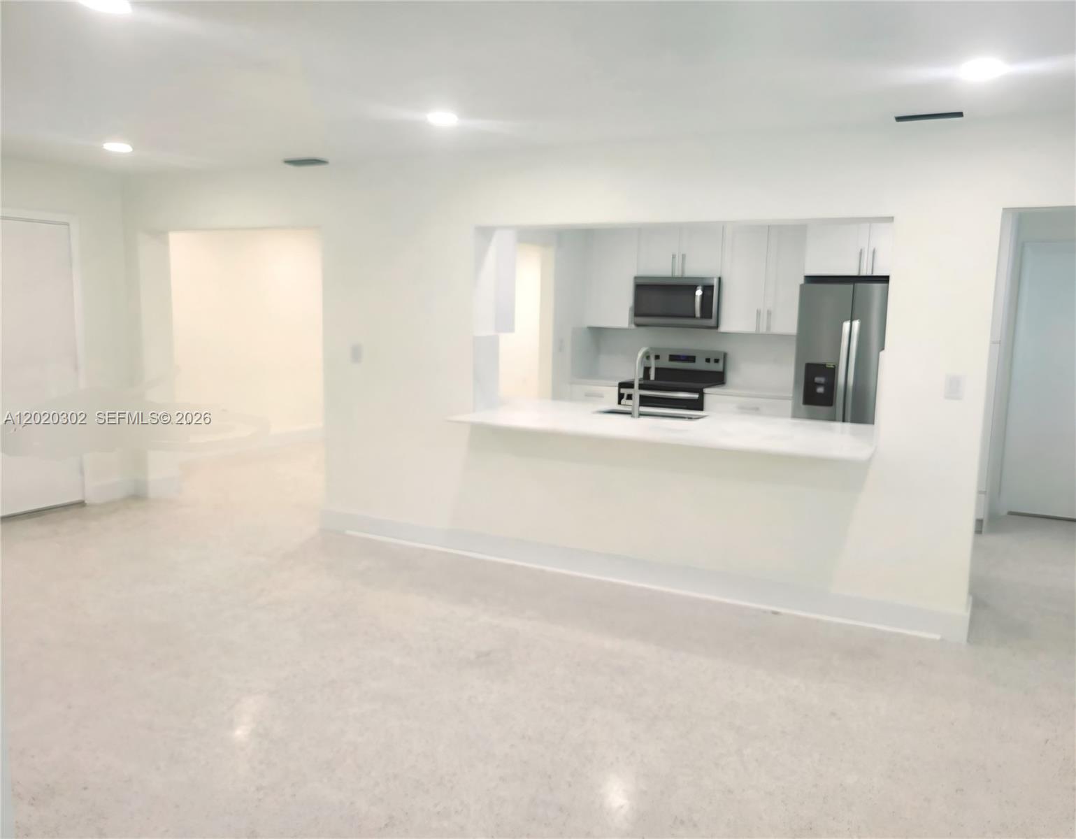 1145 Meadowlark Ave