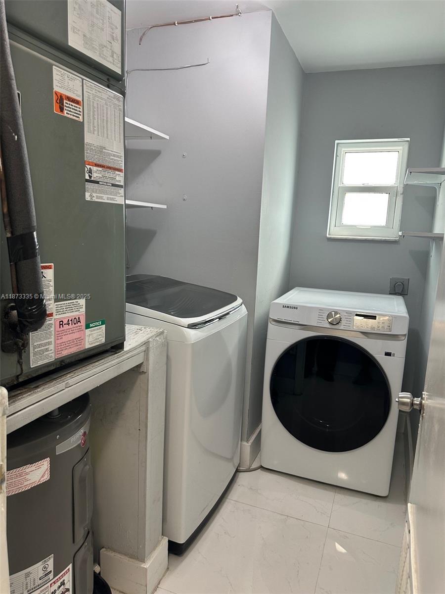 COUNTRY LAKE MANORS SEC 3 - Residential