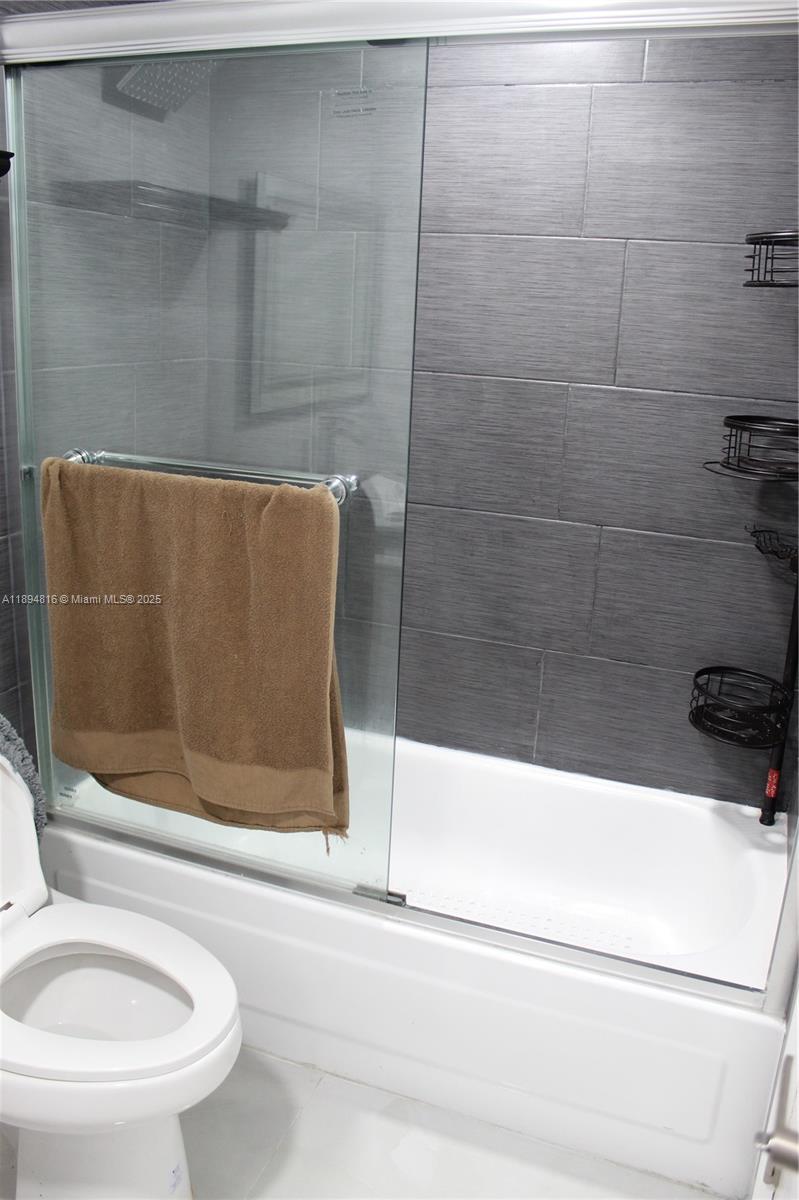 ROYAL PALM PLACE - Residential Lease