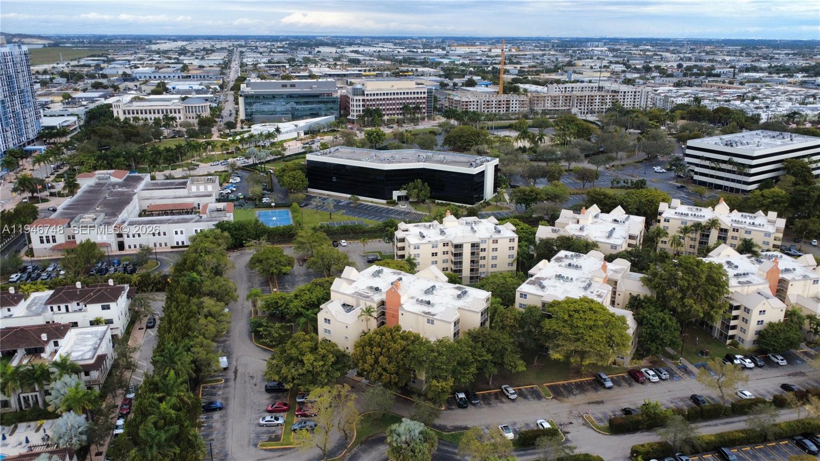 LAS VISTAS AT DORAL CONDO - Residential