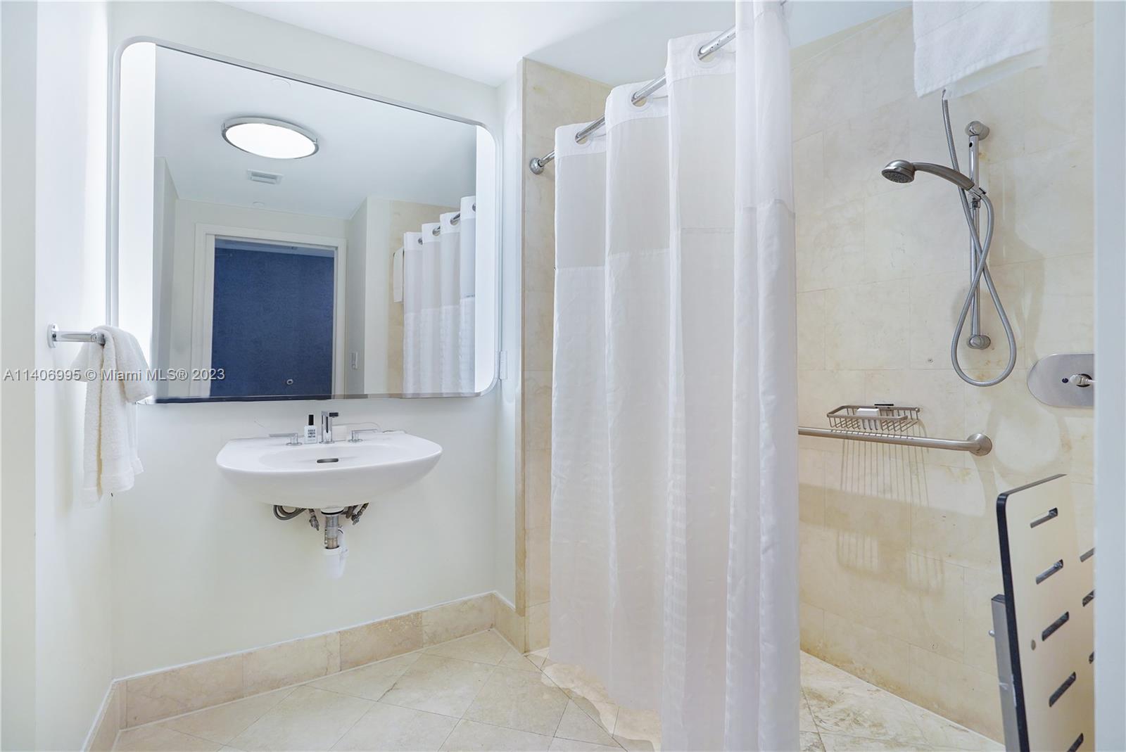 FONTAINEBLEAU II CONDO - Residential