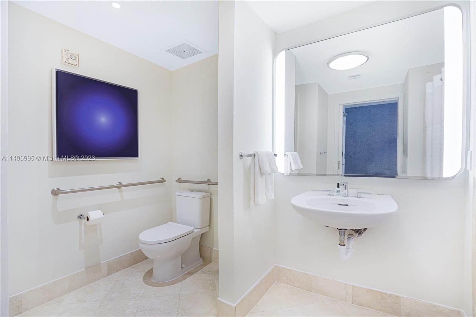 FONTAINEBLEAU II CONDO - Residential