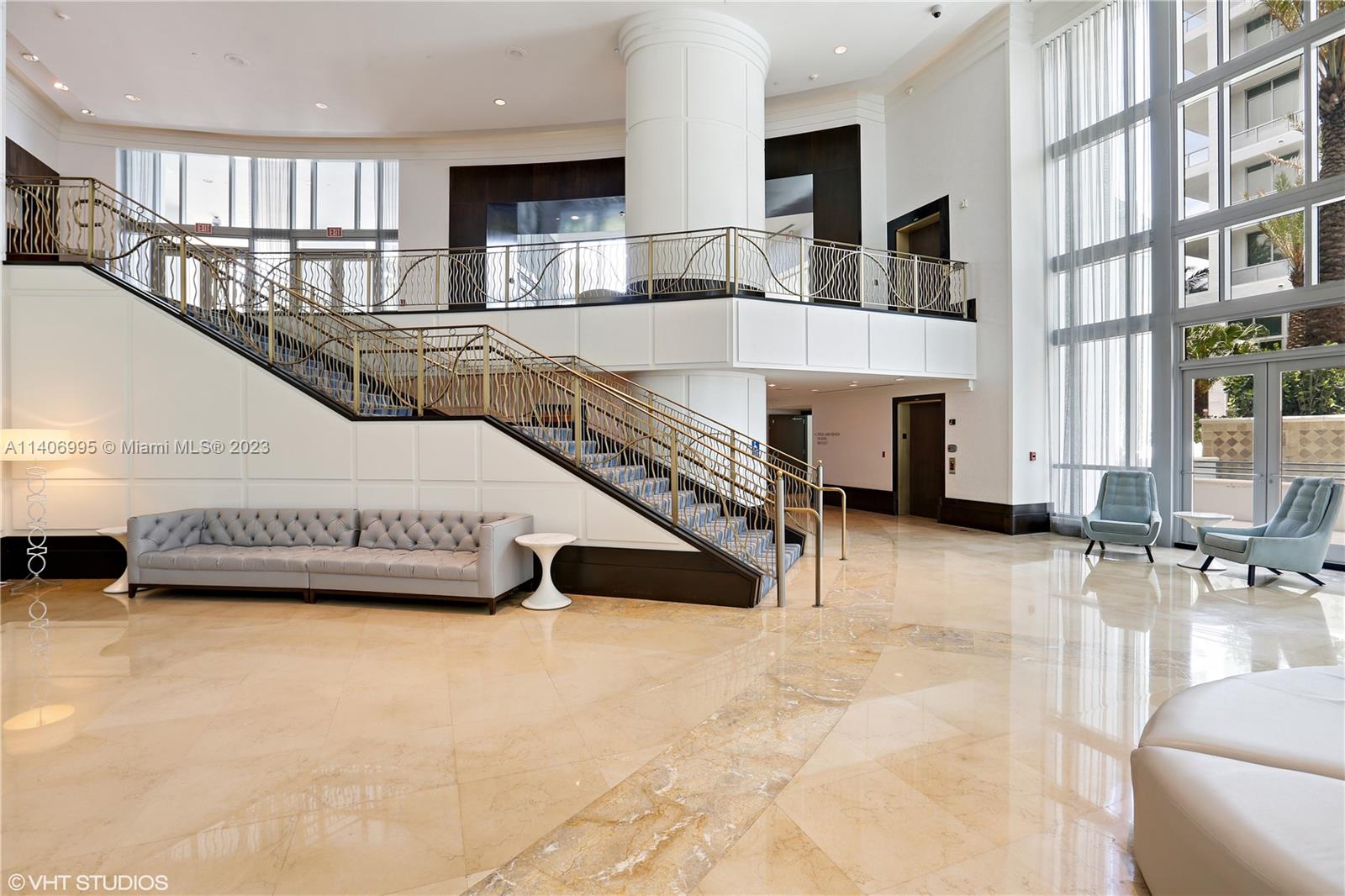 FONTAINEBLEAU II CONDO - Residential