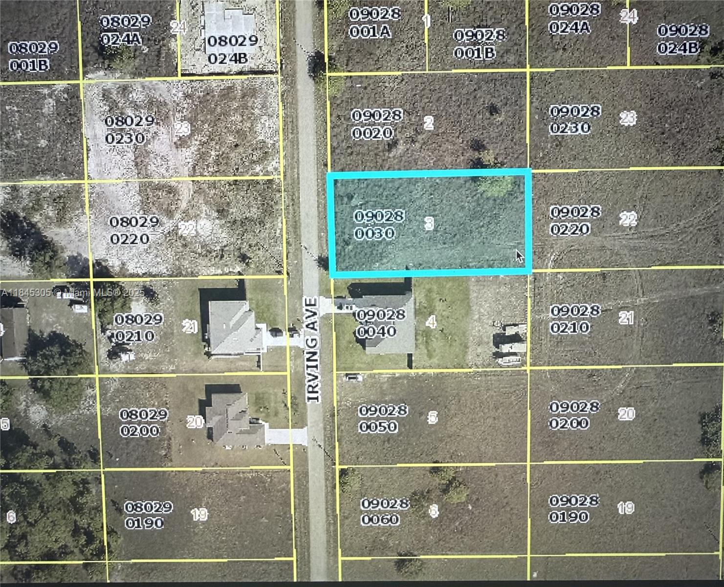 Folio ID: 10370319
Vacant residential lot available in a growing area of Lehigh Acres. Lot #1 located at 1418 Irving Ave offers a great opportunity for builders or investors seeking affordable land in a developing neighborhood. Easy access to SR-80, schools, shopping, and dining. Listing Price: $38,000. Parcel #: 13-44-27-L2-09028.0030 | Folio: 10370319. Buyer to verify lot dimensions, zoning, and utility availability with Lee County. Bring your offers!