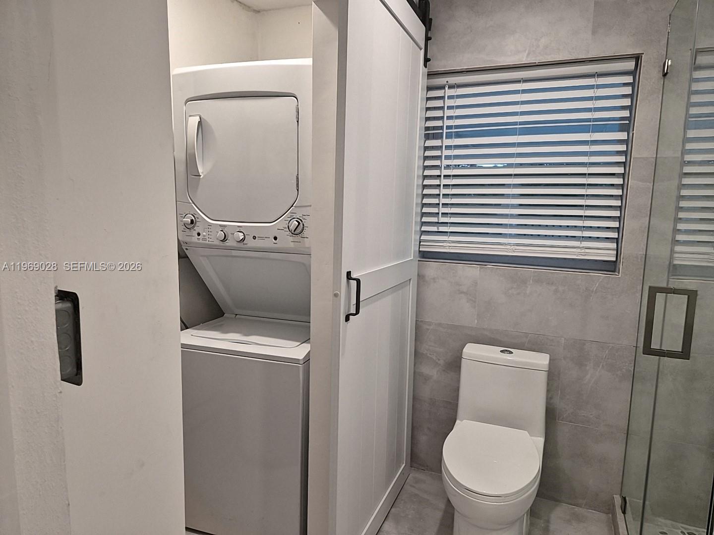 LAKEVIEW HEIGHTS NO 2 - Residential