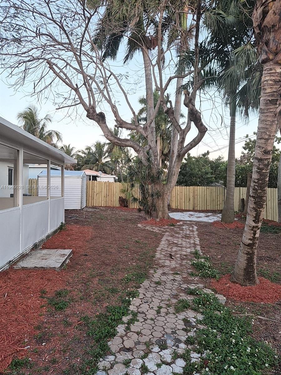 LAKEVIEW HEIGHTS NO 2 - Residential