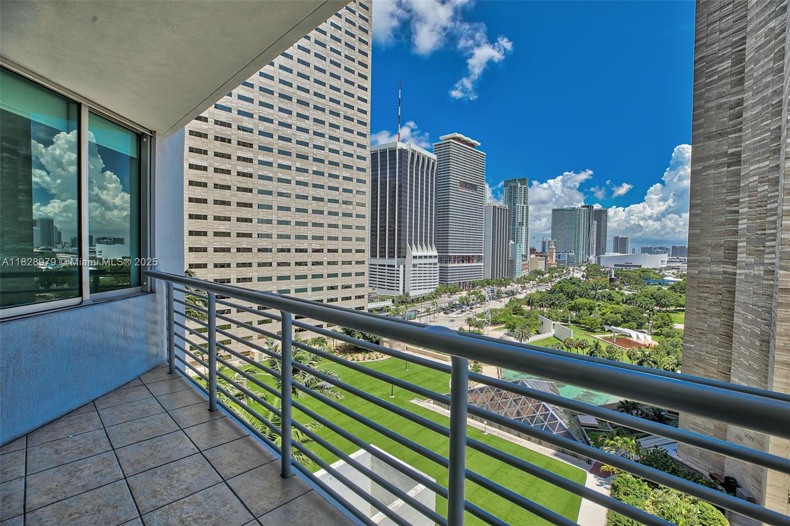 335 S Biscayne Blvd 1700