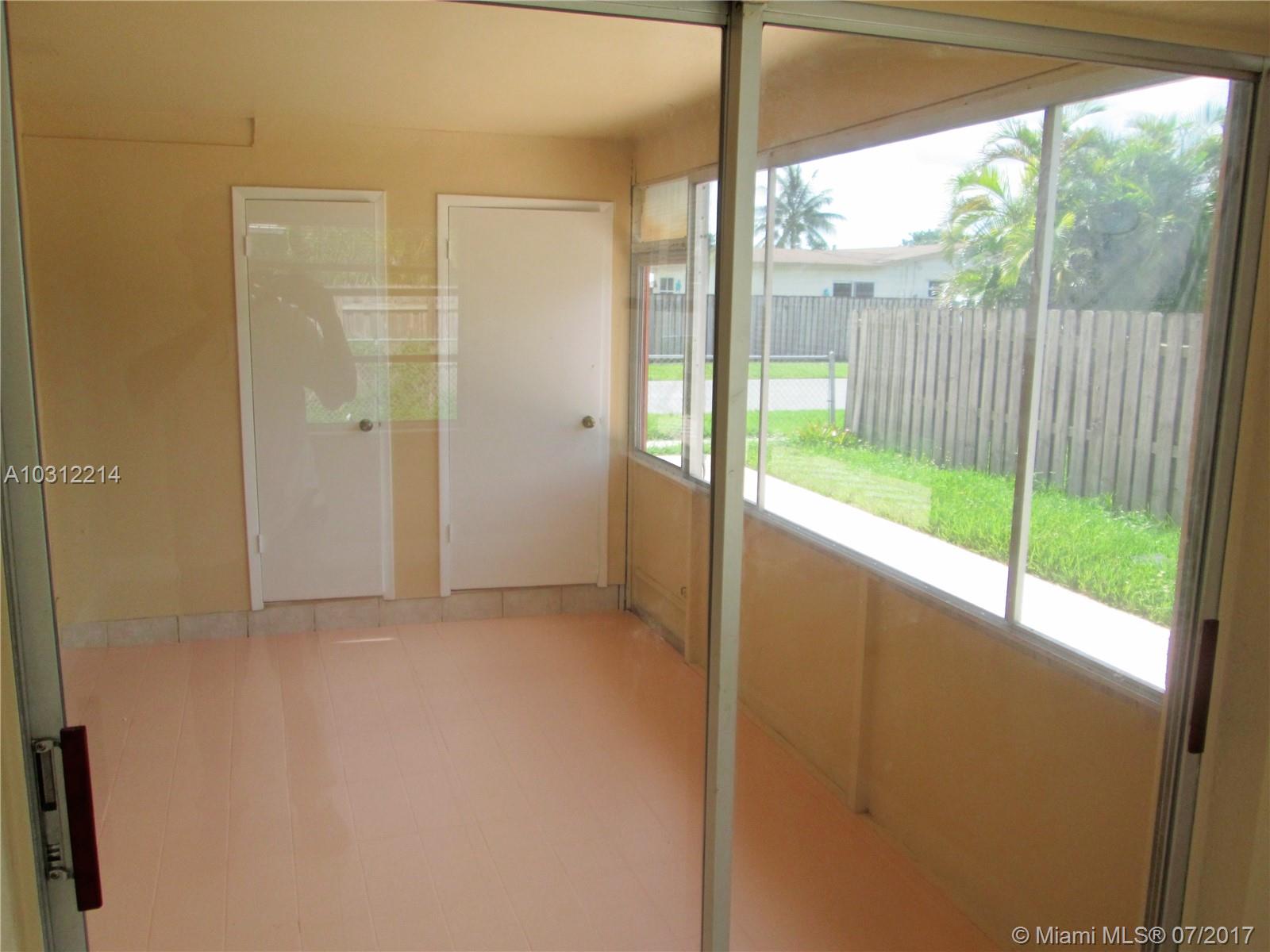 SUNRISE GOLF VILLAGE SEC - Residential