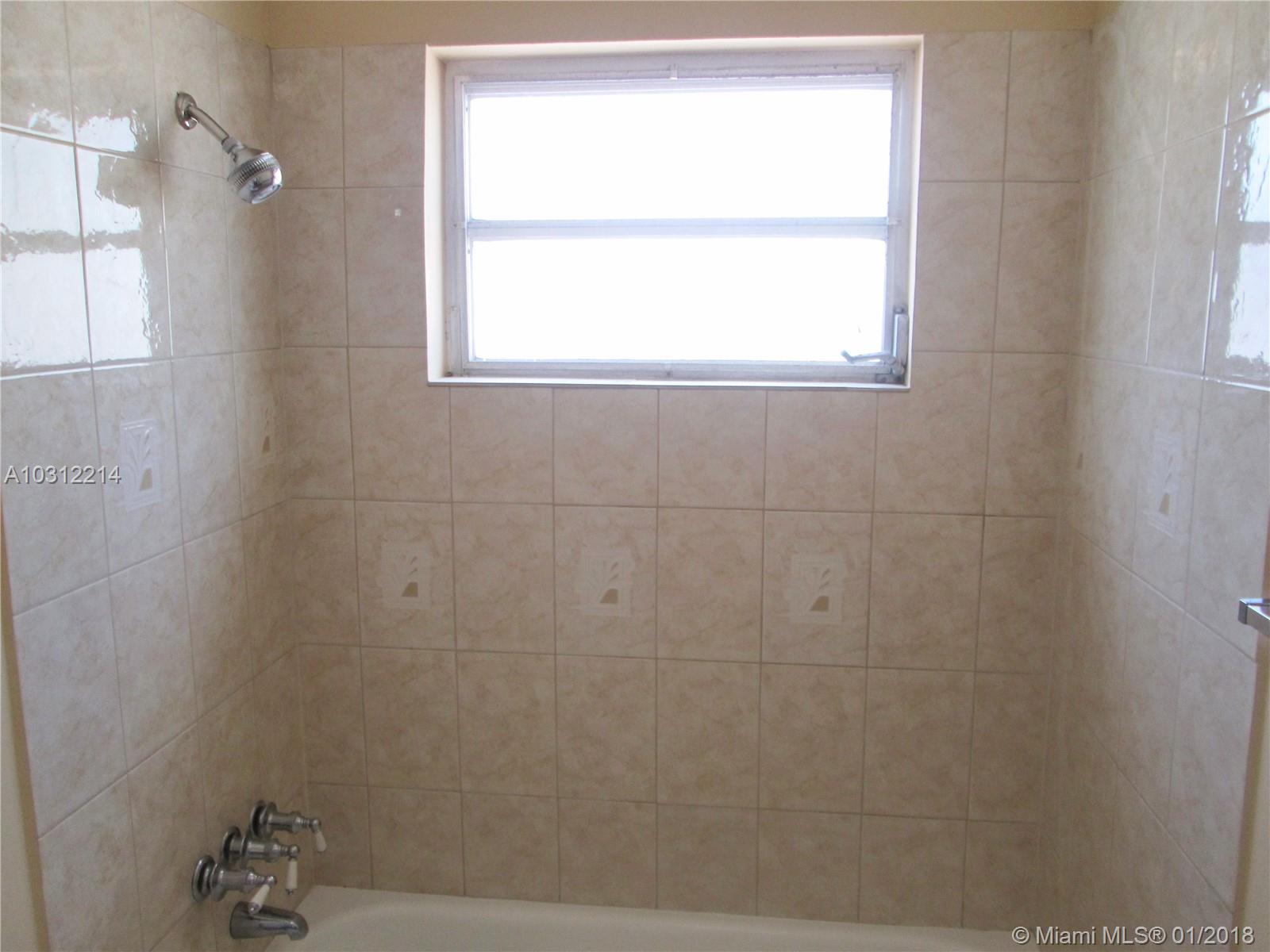 SUNRISE GOLF VILLAGE SEC - Residential