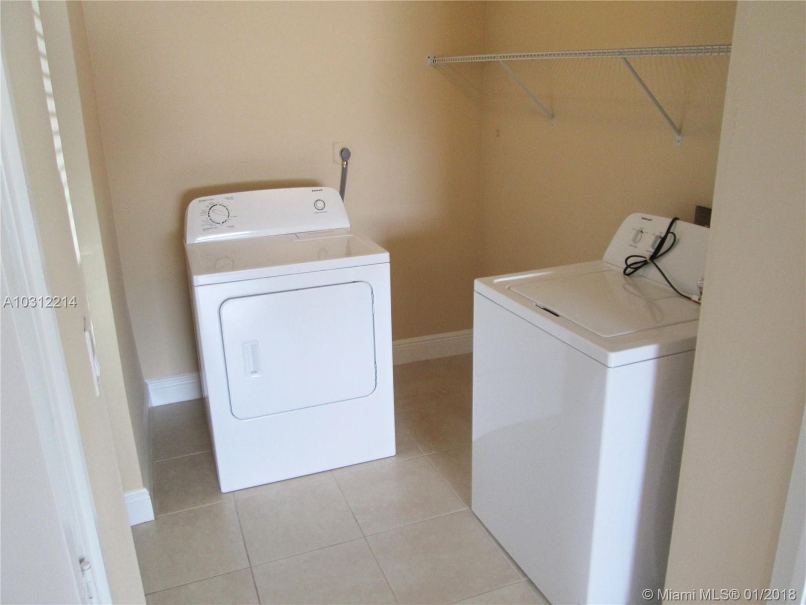 SUNRISE GOLF VILLAGE SEC - Residential