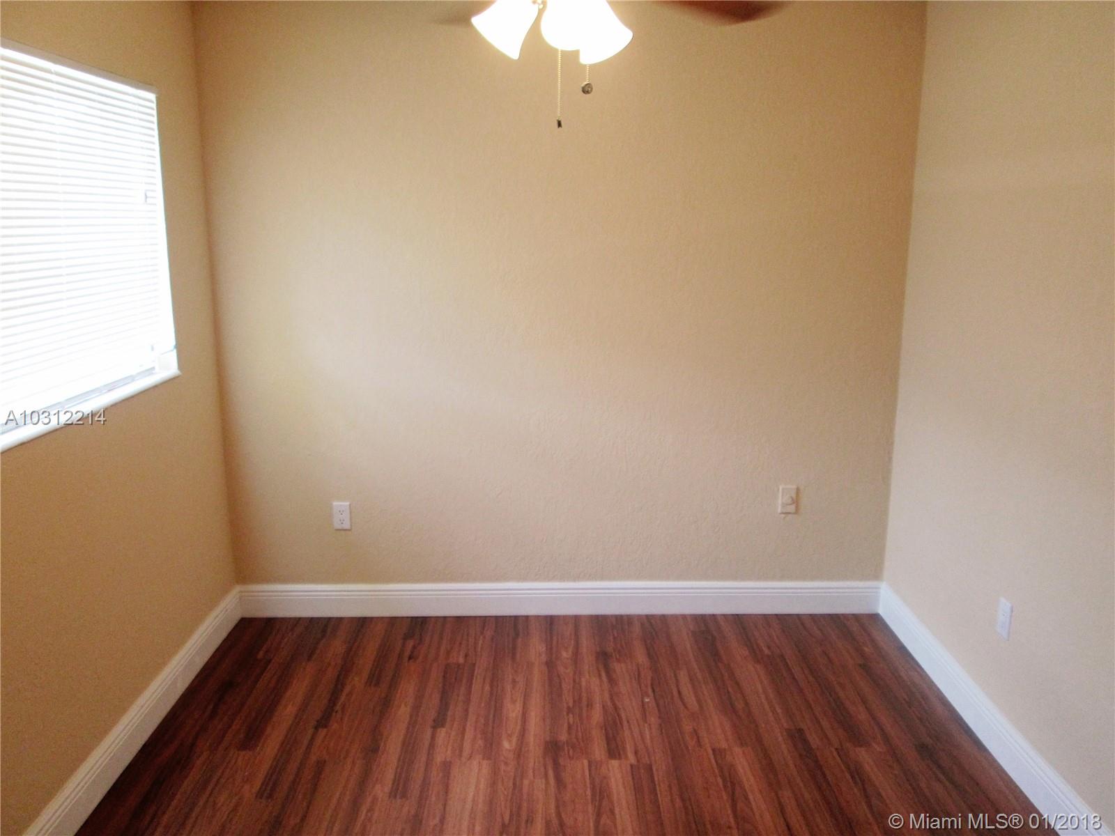 SUNRISE GOLF VILLAGE SEC - Residential