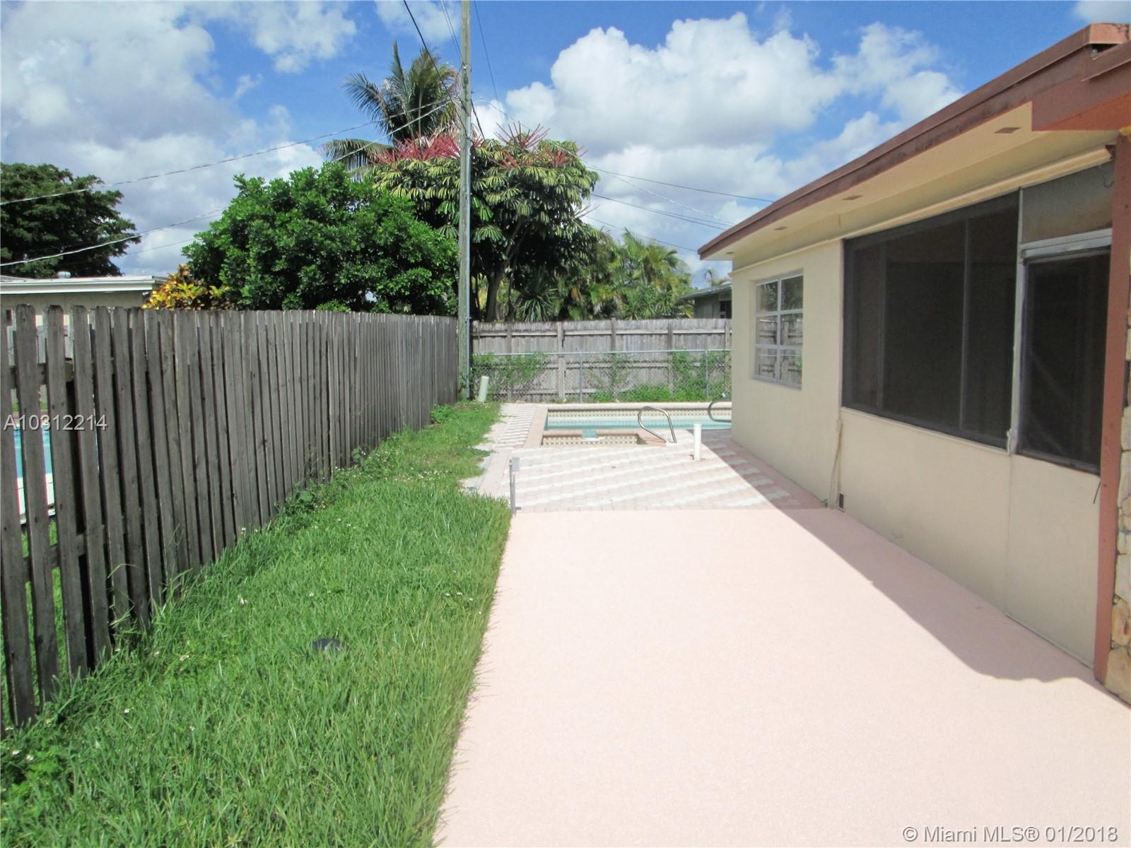 SUNRISE GOLF VILLAGE SEC - Residential