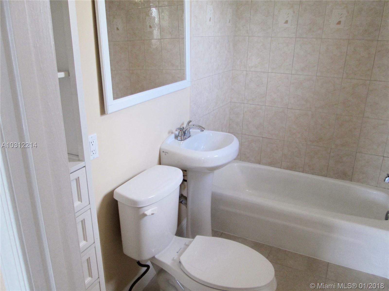 SUNRISE GOLF VILLAGE SEC - Residential