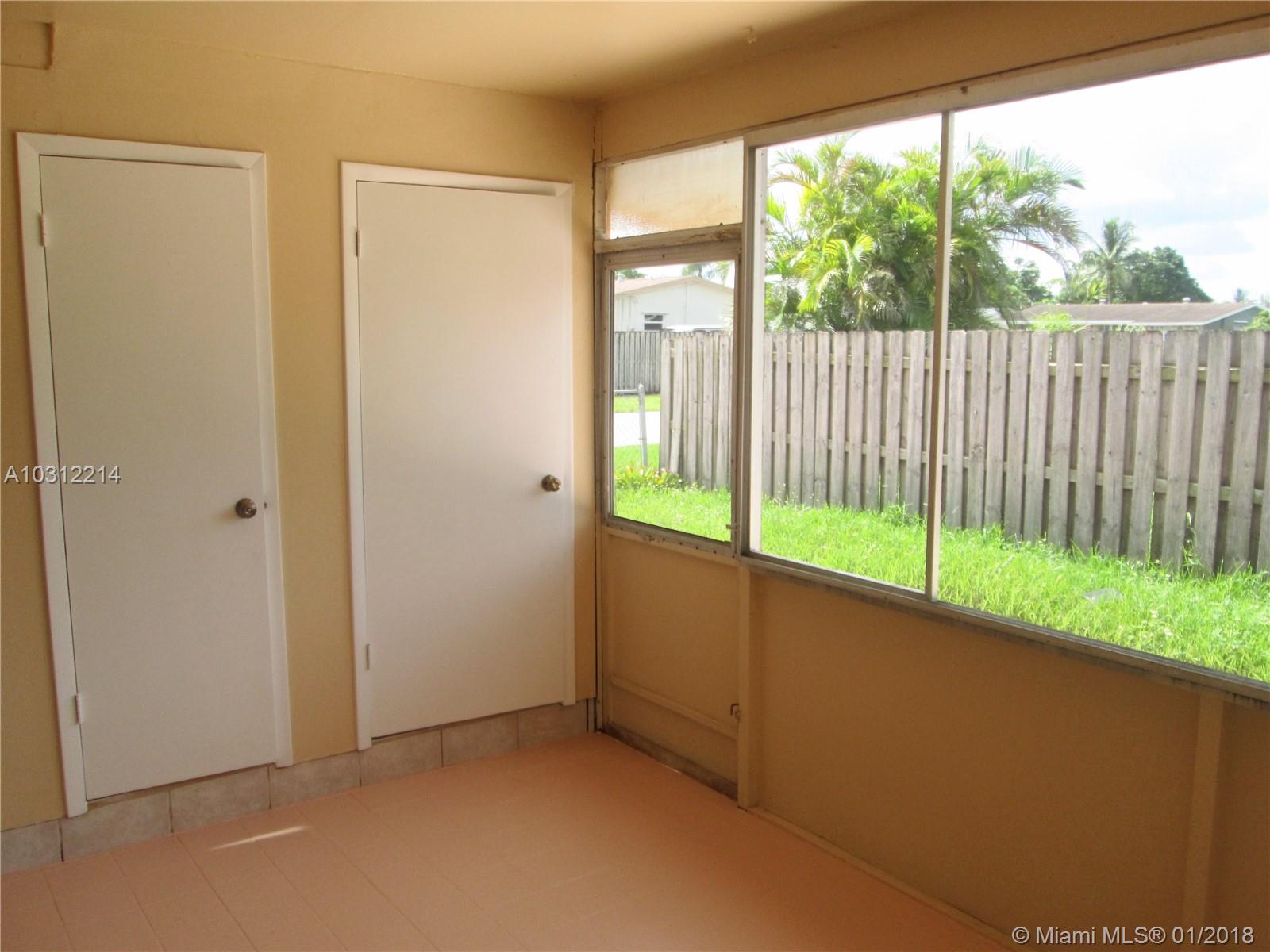 SUNRISE GOLF VILLAGE SEC - Residential