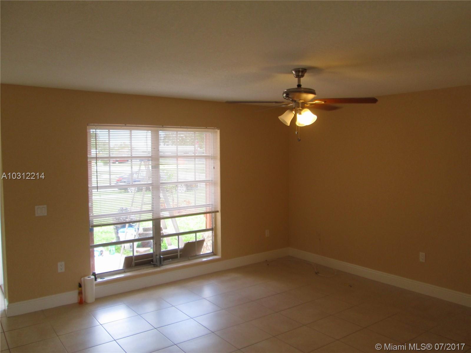 SUNRISE GOLF VILLAGE SEC - Residential