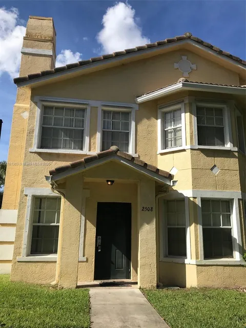 MLS: A11761363