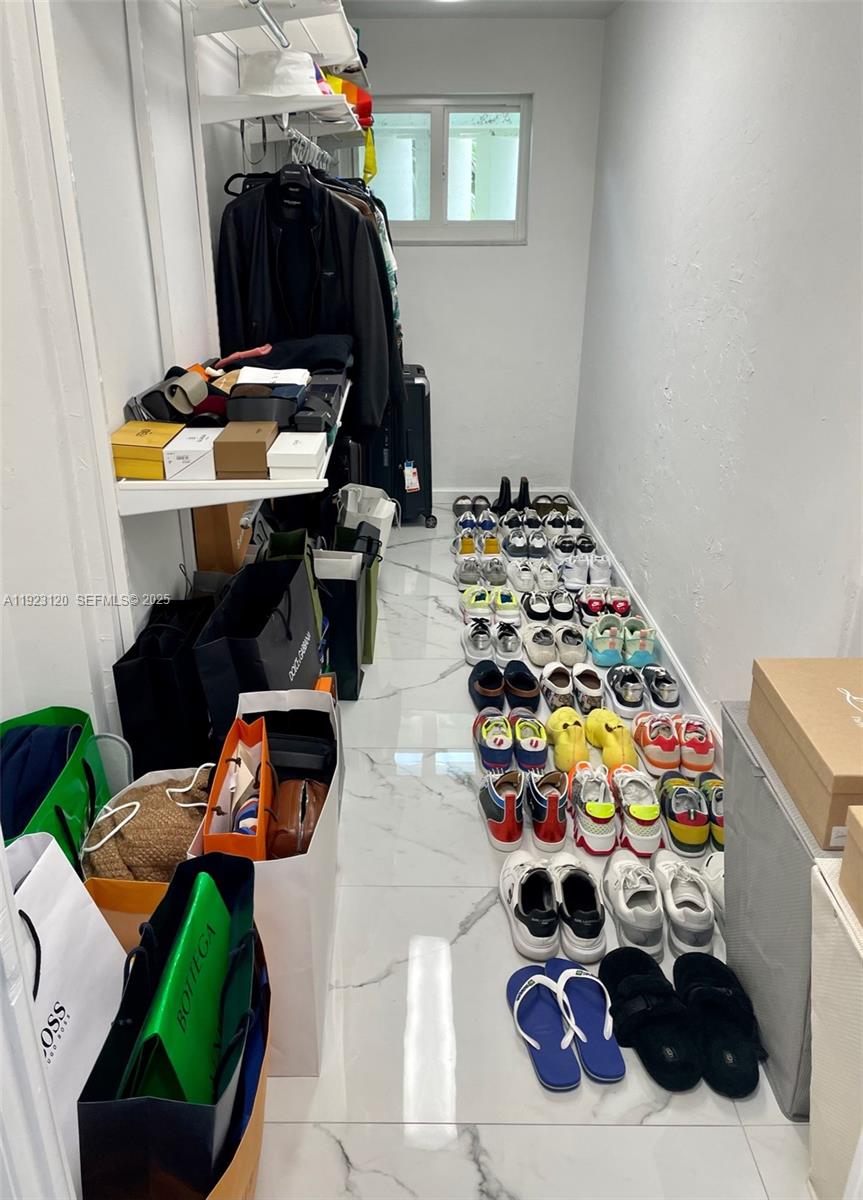 WATERS EDGE HOUSE CONDO - Residential Lease