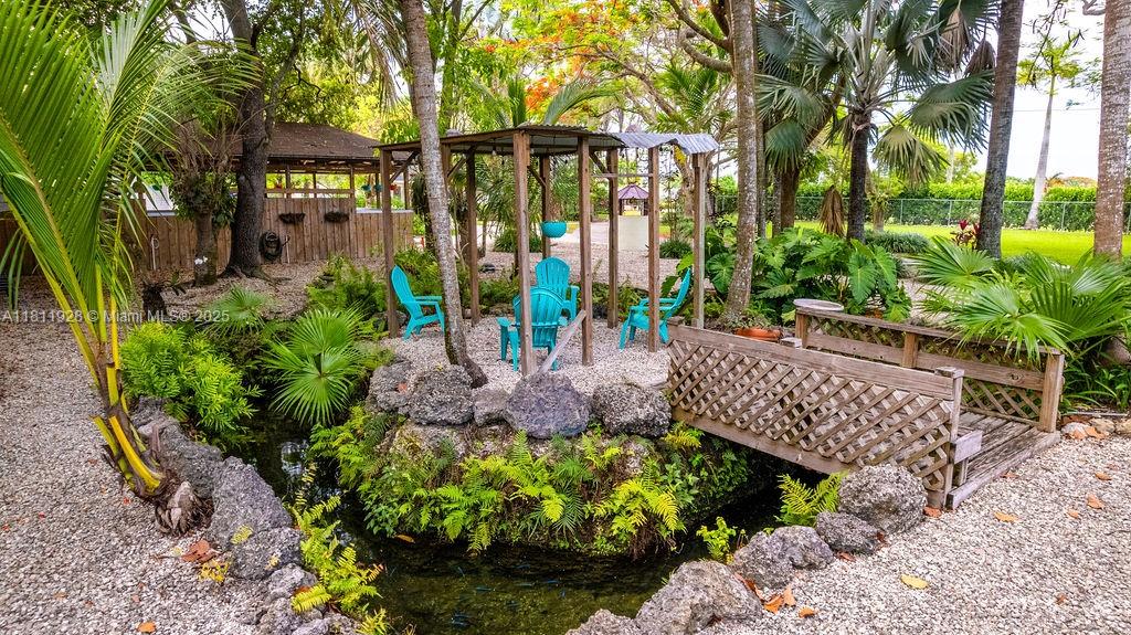 3 56 38 1.23 AC M/L N1/3 O - Residential