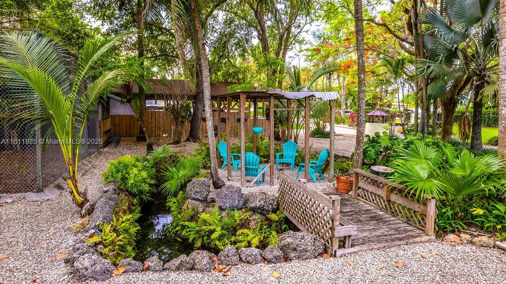 3 56 38 1.23 AC M/L N1/3 O - Residential