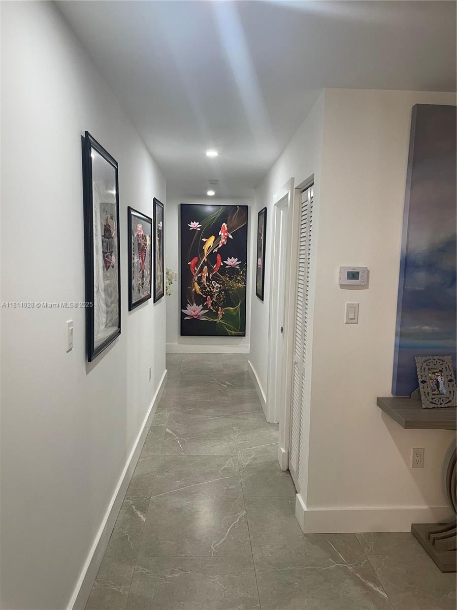 3 56 38 1.23 AC M/L N1/3 O - Residential