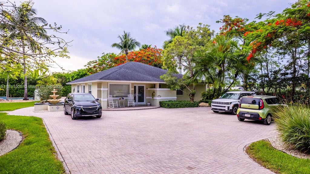 3 56 38 1.23 AC M/L N1/3 O - Residential