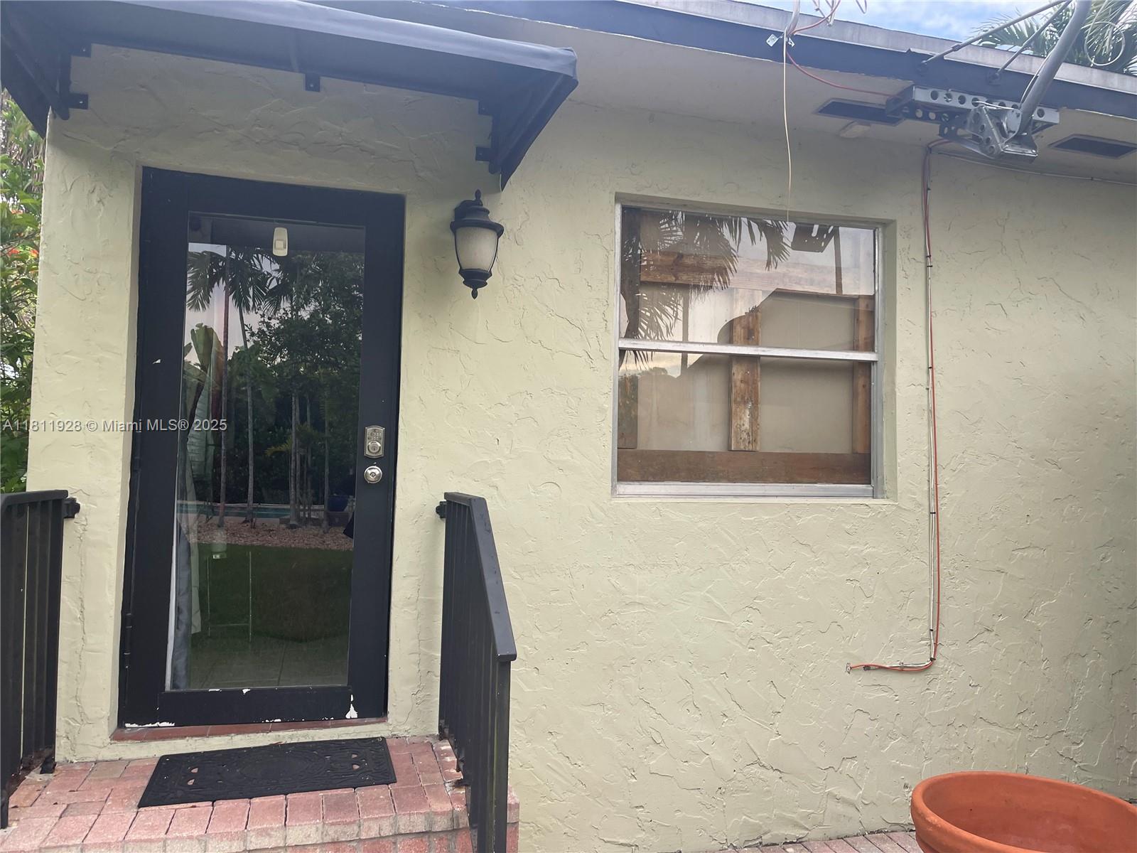 3 56 38 1.23 AC M/L N1/3 O - Residential