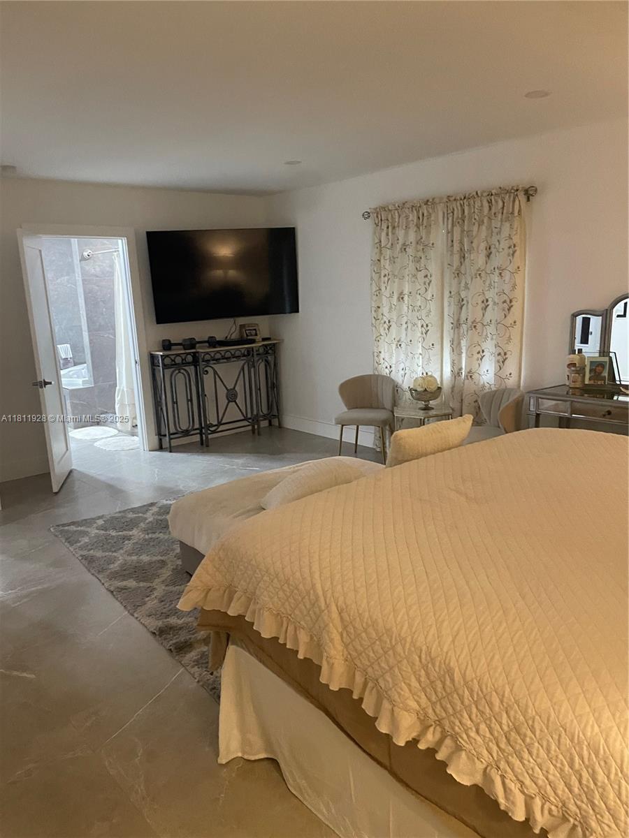 3 56 38 1.23 AC M/L N1/3 O - Residential