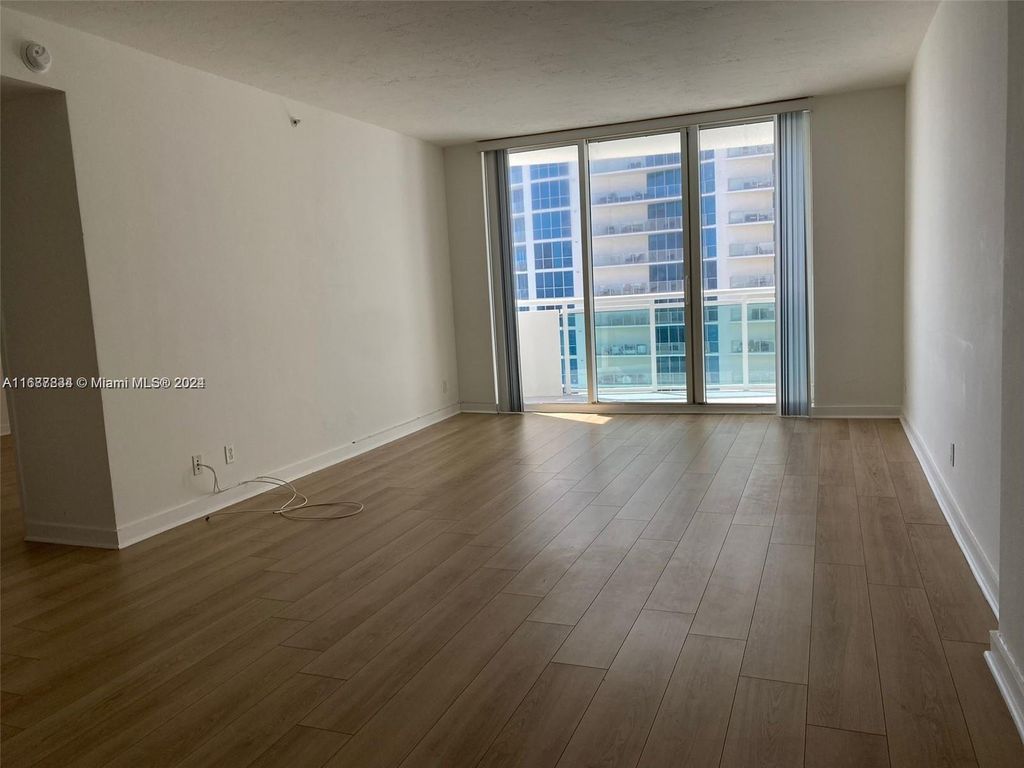 Photo of 3001 S Ocean Dr #1217, Hollywood, FL 33019 (MLS # A11687834)