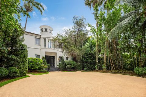 Photo of 315 E San Marino Dr, Miami Beach, FL 33139 (MLS # A11934178)