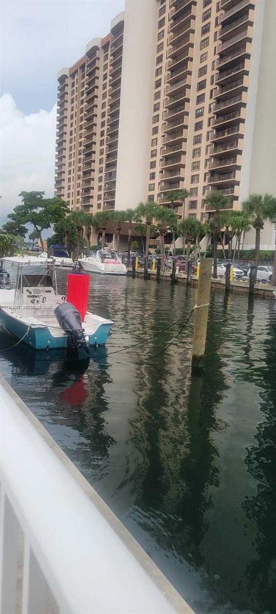 1750 NE 115th St 608