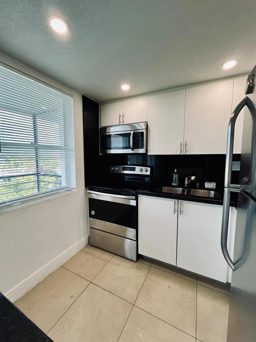 1750 NE 115th St 608