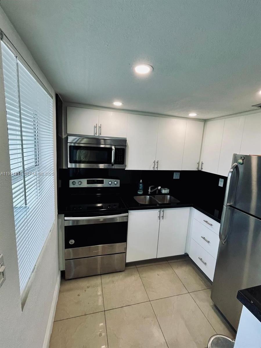 1750 NE 115th St 608